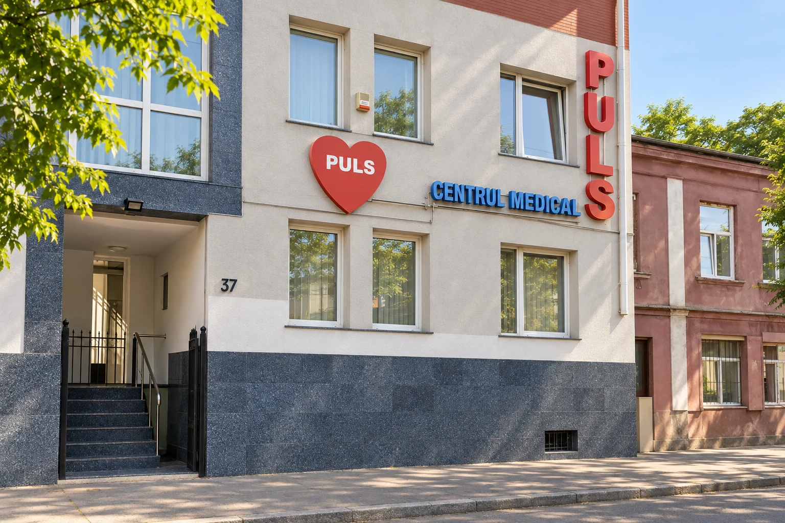 Exteriorul Centrul Medical Puls